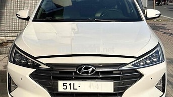 Hyundai Elantra 5 chỗ tự động trắng