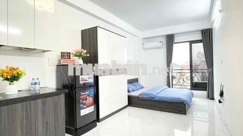 Studio ban công - full nội thất