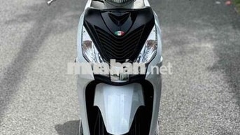 HONDA VISION MÀU TRẮNG BIỂN SỐ THÀNH PHỐ
