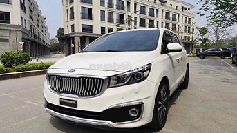 Kia Sedona 2018 2.2 dầu tự động trắng