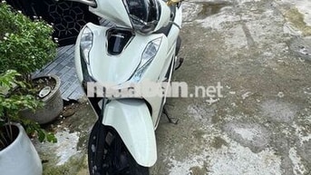 Honda SH 14.000km màu trắng