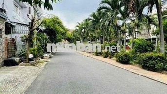 Nhà 1 trệt 1 lầu 3PN diện tích 5x17m gần công viên, kế Phạm Văn Đồng