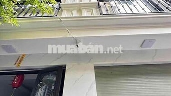 Lô góc phố Lý Nam Đế 30m2 x5T giá 3.7 tỷ sổ CC có TL bao QH 3 thoáng n