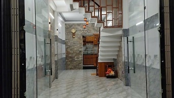 CHO THUÊ NHÀ 3 TẦNG MT NGUYỄN HOÀNG ..TRUNG TÂM ĐÀ NẴNG, 13TR/THÁNG