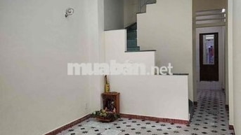 Cho thuê nhà nguyên căn. Đường Thành Thái, Phường 14. Quận 10