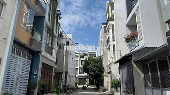 Продаётся дом, 4 спальни, 62 м², Thủ Đức