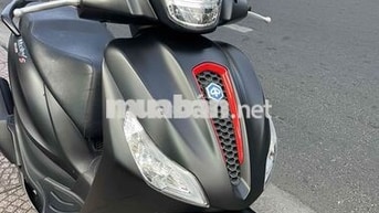 Piaggio Medley 150 150cc màu đen