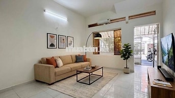 Nhà nguyên căn 3PN - 1PK cực rộng 90m2 giá rẻ TT Phú Nhuận