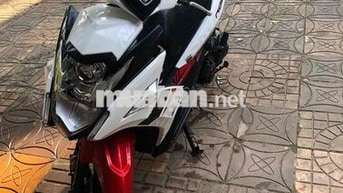 Yamaha Nouvo 125cc màu trắng đỏ