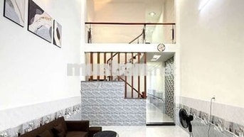 nhà mới đẹp có nội thất 4x22m 3pn 4wc sân ô tô ht13 đường thông 7m 