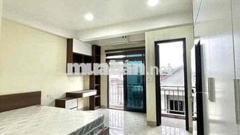 CĂN HỘ ĐẸP MỚI TINH FULL ĐỒ NGAY HỒ TÙNG MẬU Ô TÔ VÀO TẬN GẦN CẦU GIẤY