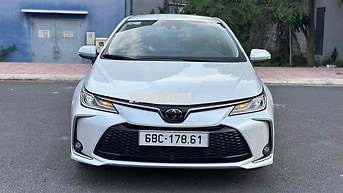 TOYOTA COROLLA ALTIS 2025 1.8V HỖ TRỢ VAY 70%