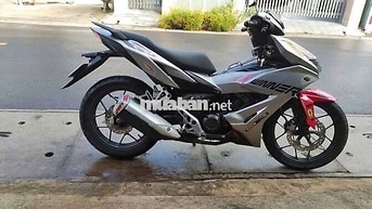 Honda Winner X màu Bạc đen đỏ