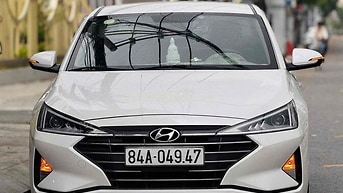 Hyundai Elantra 2019 1.6 MT 55000 km Trắng