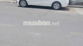 Hyundai Grand i10 5 chỗ Xăng Số sàn Trắng