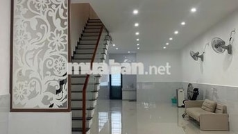 Cho thuê nhà 3 tầng MT Bùi Trang Chước, Hòa Xuân - 15tr/tháng