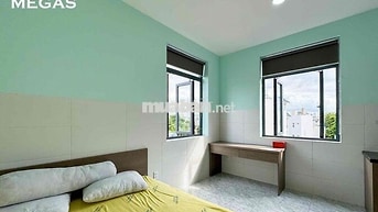 Trống Sẵn Căn Studio Cửa Sổ Trời Full Nội Thất Ngay Emart PVT