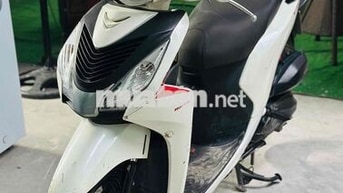 HONDA VISION TRẮNG
