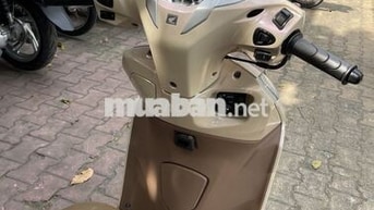 Honda Lead 125 2015 màu vàng kem