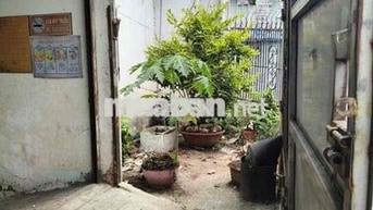 CHO THUÊ NHÀ KHO +ĐƯỜNG lÊ THị HOA  Diện tích: ngang 9m × dài 18m = 1