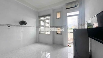 PHÒNG TRỌ BAN CÔNG SIÊU THOÁNG - ẢNH THẬT GIÁ THẬT TẠI Q10