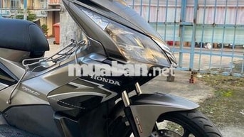 Honda Air Blade màu xám