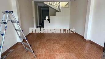 CHÍNH CHỦ CHO THUÊ NHÀ 2 TẦNG TRỊNH HOÀI ĐỨC VIEW CÔNG VIÊN