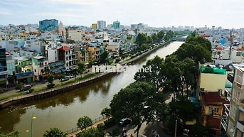 HÀNG HIẾM TRUNG TÂM QUẬN 3! 100M² 3PN/2WC SCREC TOWER TẦNG CAO