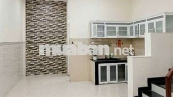 nhà mặt tiền nhánh ,vừa ở vừa kd , 1 lầu 3pn trêt suốt