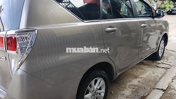 Toyota Innova 2018 150.000 km Xám