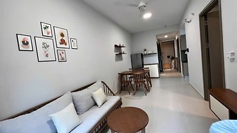 CC Happy One Thạnh lộc. Q12 . DT 65m2 2PN. Có nội thất . Giá 9.5Tr