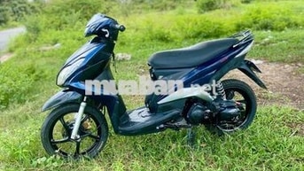 Yamaha Luvius Fi màu Xanh